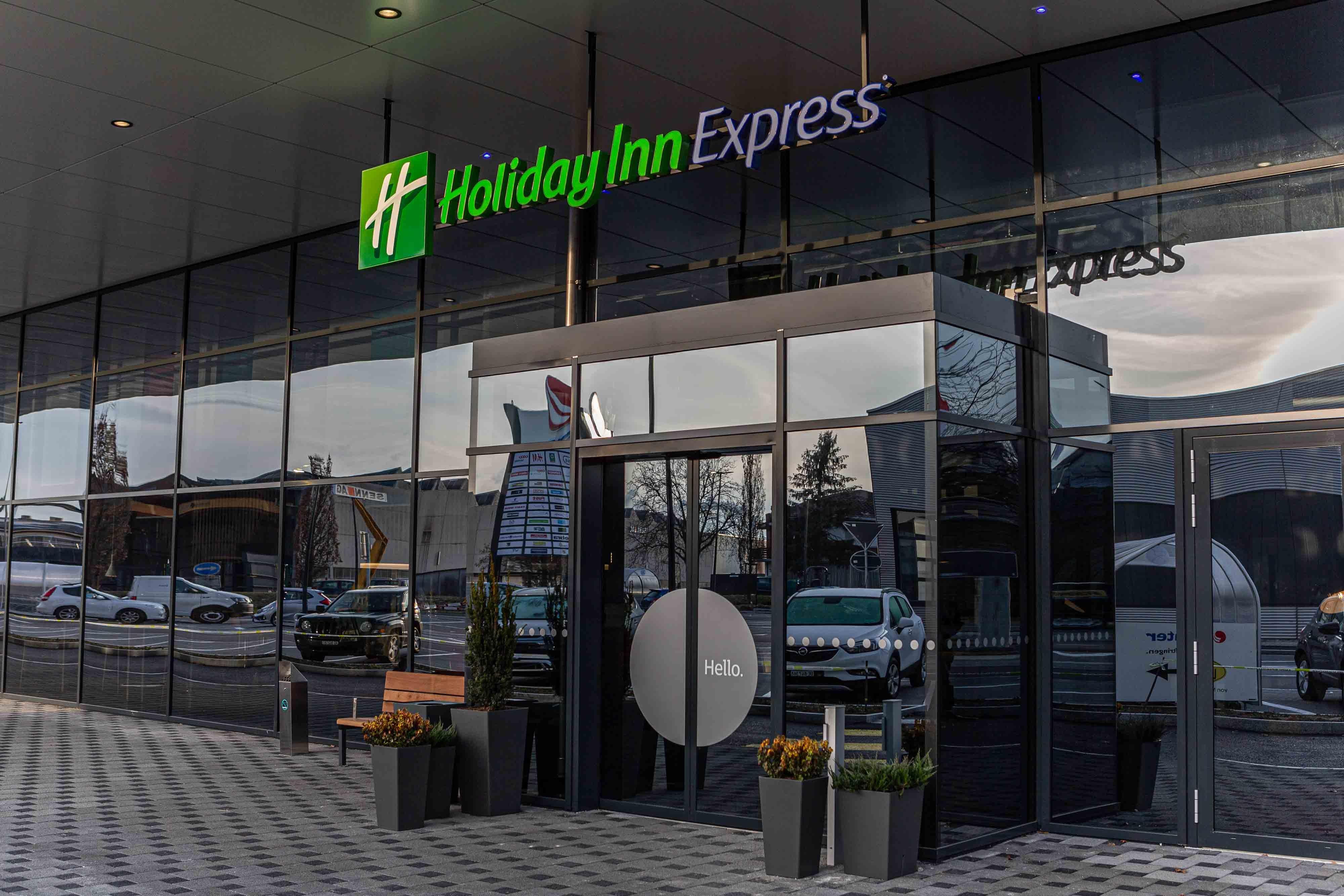 Holiday Inn Express - Aarburg - Oftringen, An Ihg Hotel Exteriör bild